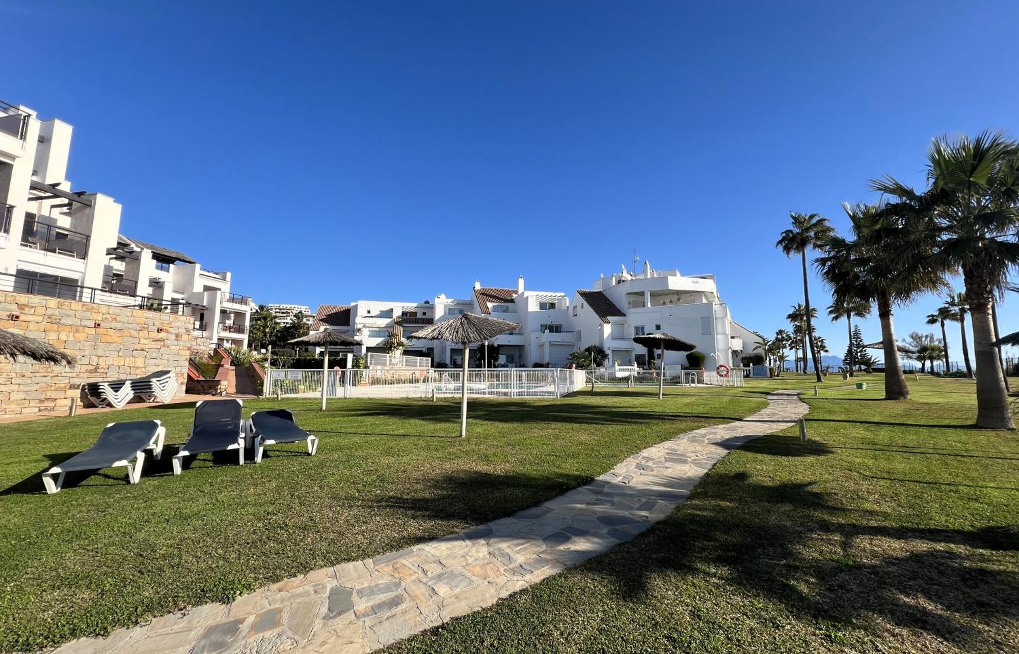 Sunrise Beach Front - Casares Del Mar ภายนอก รูปภาพ