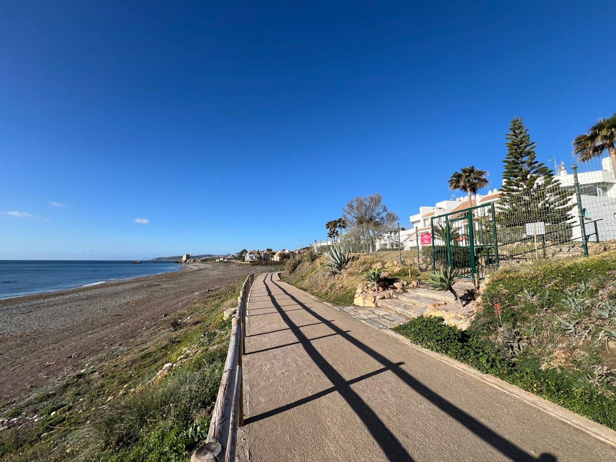 Sunrise Beach Front - Casares Del Mar ภายนอก รูปภาพ