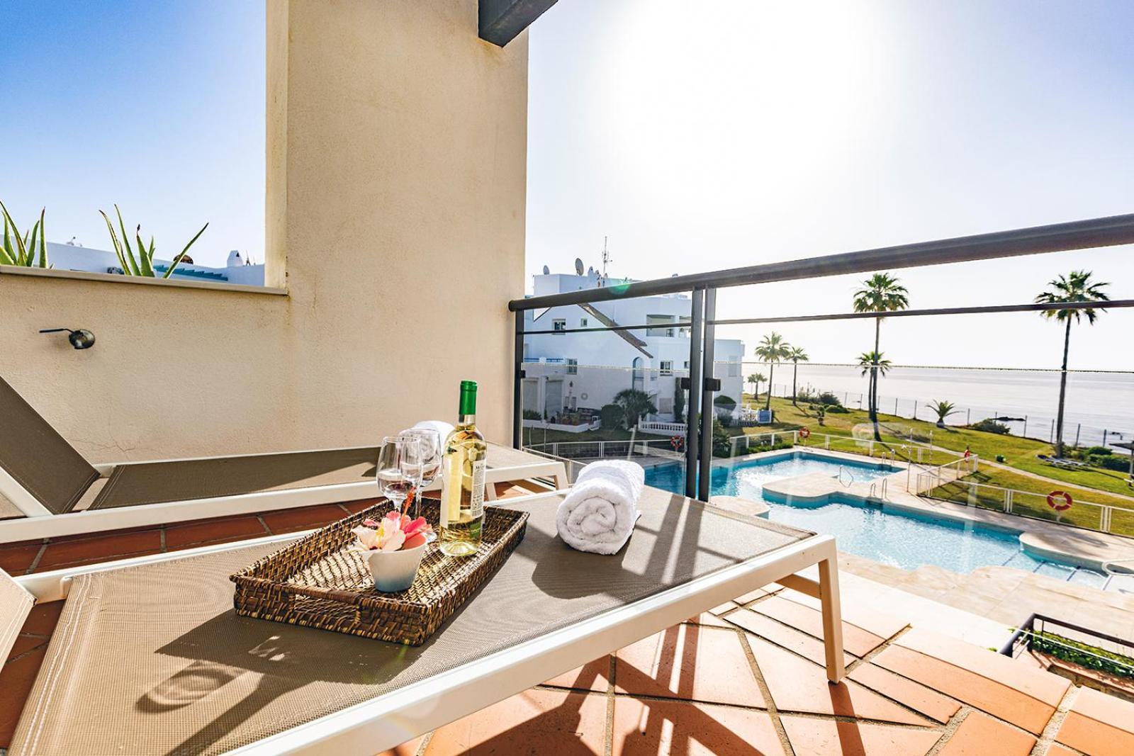 Sunrise Beach Front - Casares Del Mar ภายนอก รูปภาพ