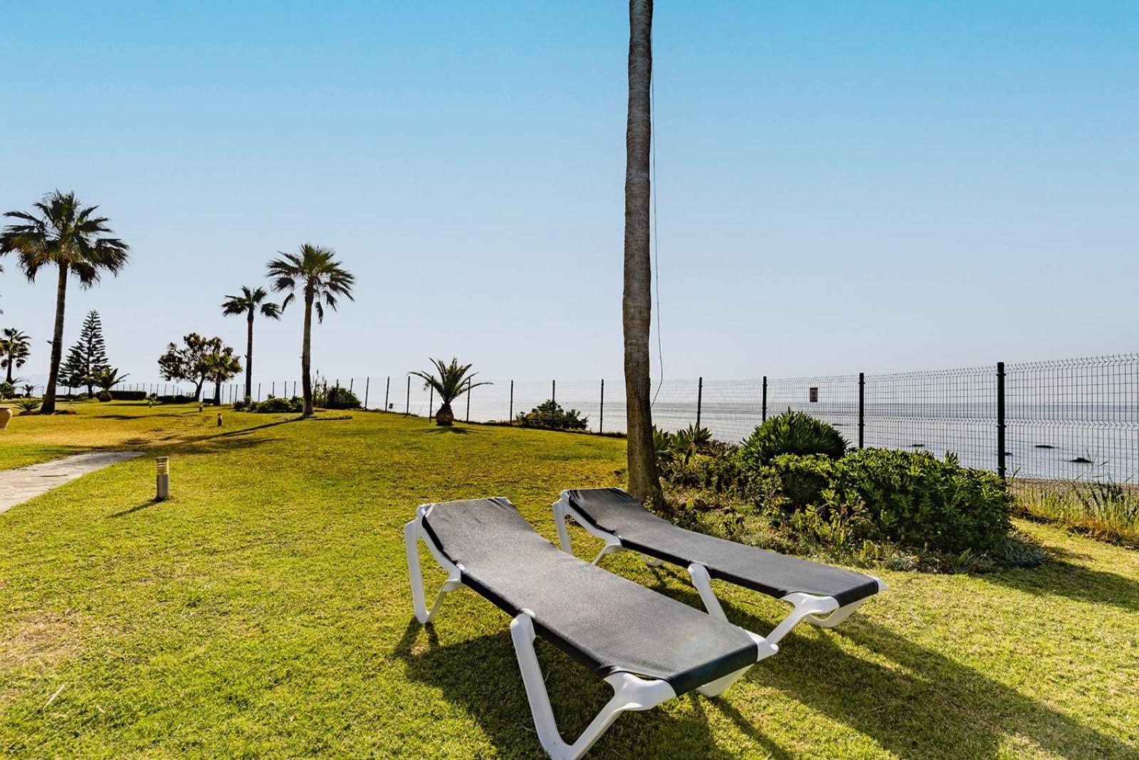 Sunrise Beach Front - Casares Del Mar ภายนอก รูปภาพ